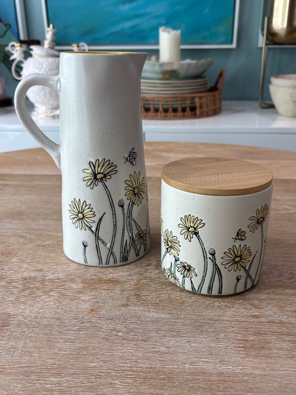 InHomestylez Spectrum Daisy Bee Field Set: Pitcher & Canister with Wood Lid